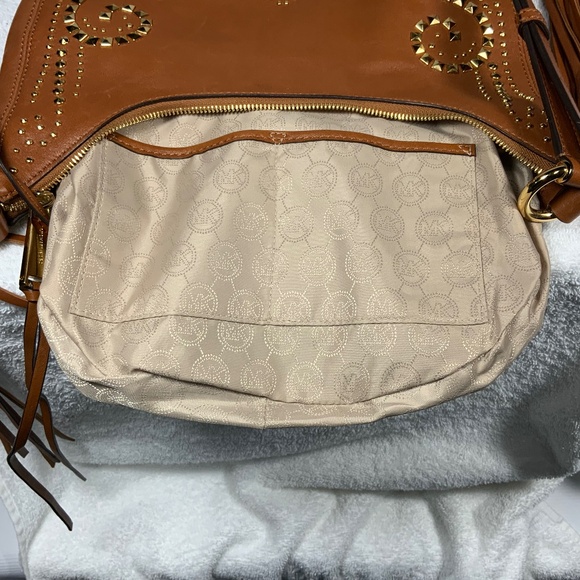 Michael Kors Rhea Leather Fringe Studded Shoulder bag - Picture 4 of 11